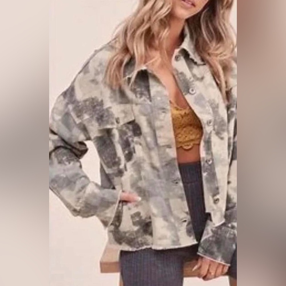 La Miel (from the buckle) camo denim jacket-medium NWOT